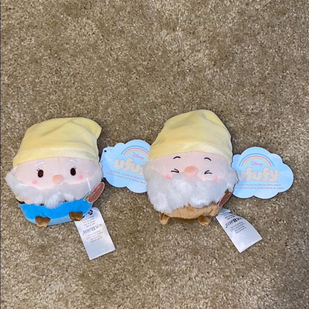 Disney ufufy Dwarf plush